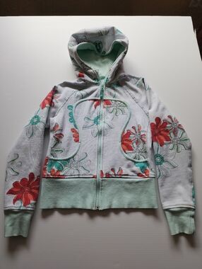 Lululemon Vintage Floral Print Scuba Hoodie - Size 6